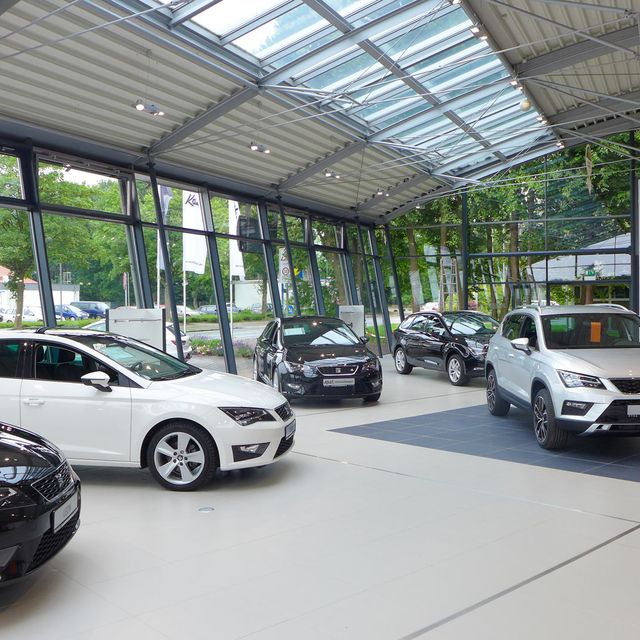 ​Böller und Bahnemann Architekten​ aus ​Rendsburg Gewerbebauten Seat Autohaus Rendsburg